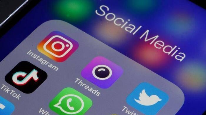 TikTok’s Impact on Scarf Trends 